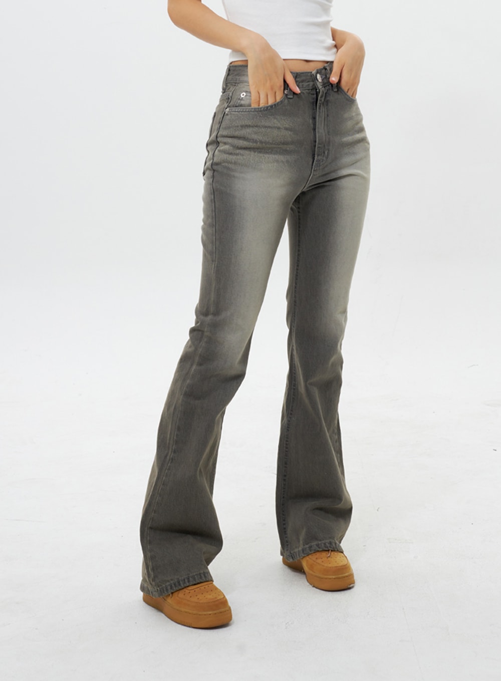 Grey Bootcut Jeans IY312