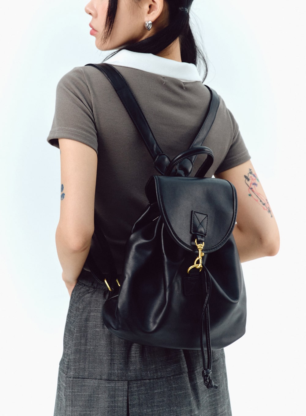 faux-leather-backpack-ig304