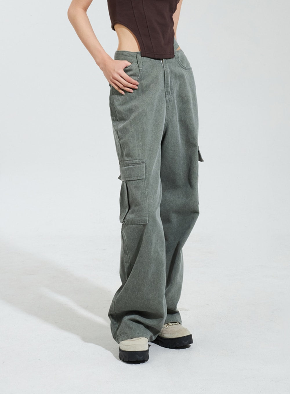 Cut Out Cargo Pants IY318