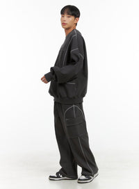 mens-stitched-patch-cargo-sweatpants-is420