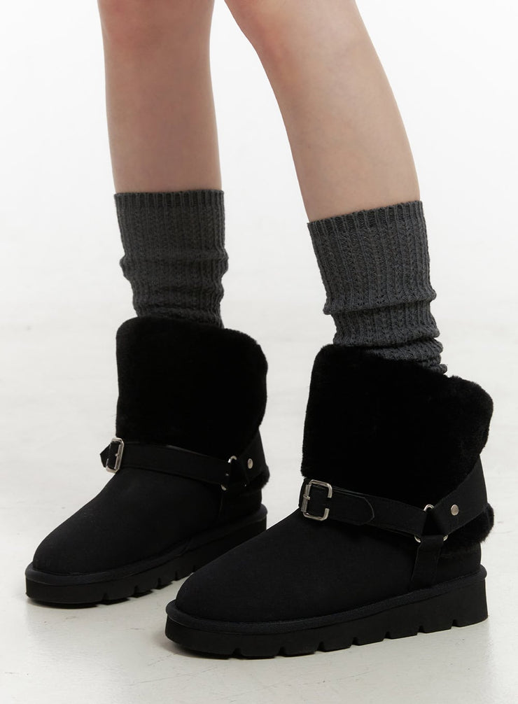 warm-fuzzy-buckle-boots-in427 / Black