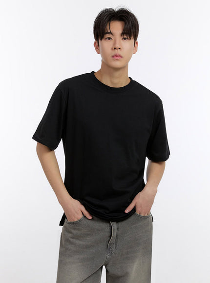 Men's Essential Black T-Shirt IF528