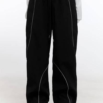 string-detail-wide-fit-trousers-cn421 / Black