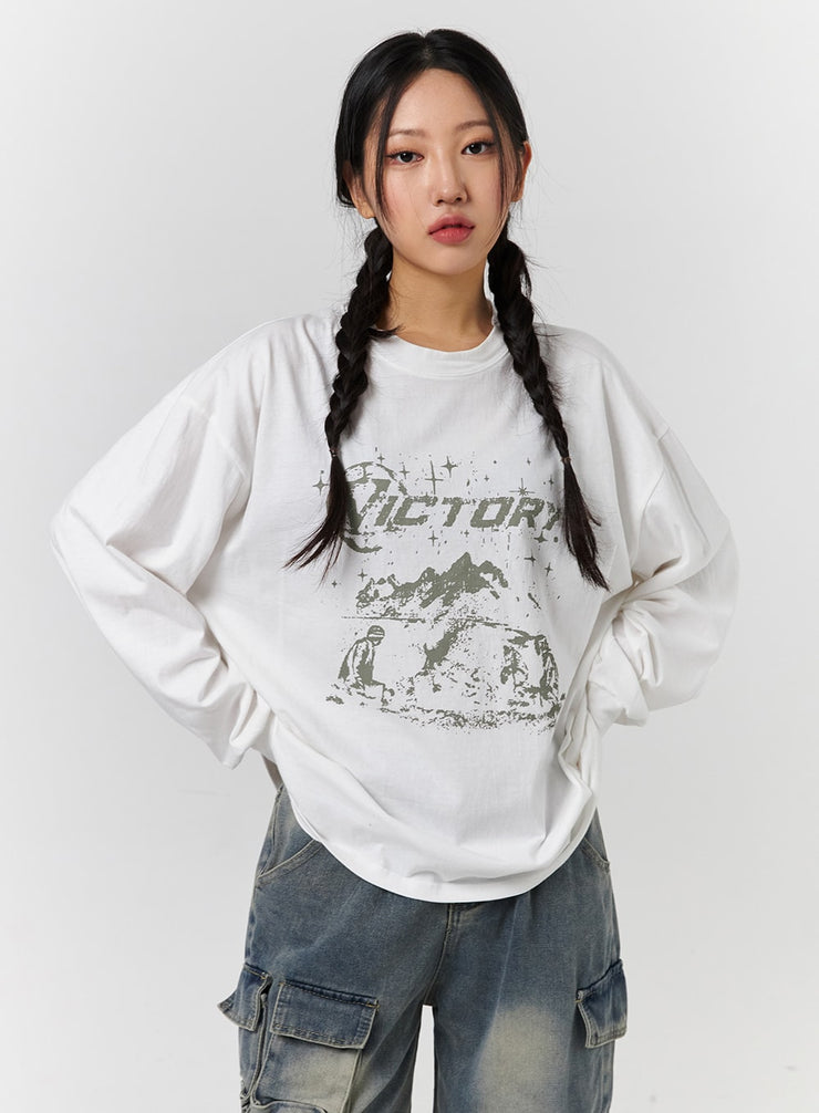 victory-graphic-lettering-oversized-tee-cd328 / Light beige