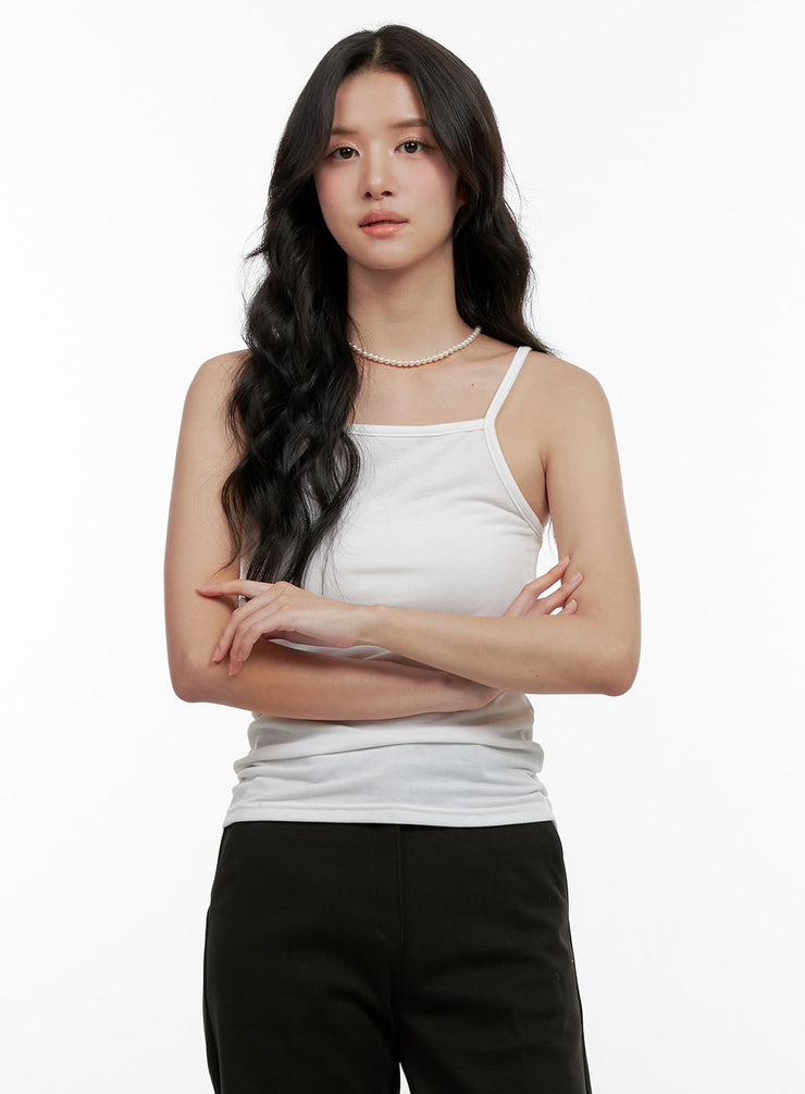 solid-essentials-cami-on404 / White