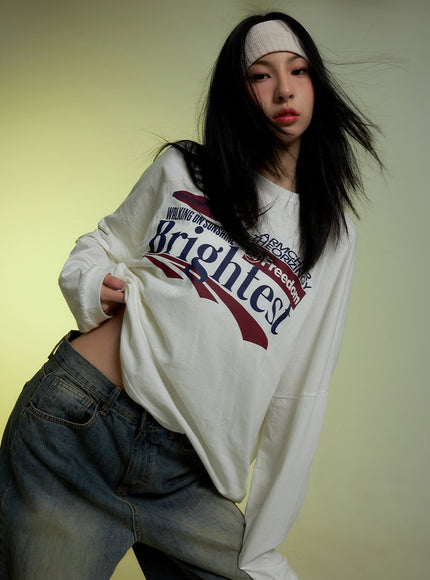 oversize-graphic-long-sleeve-t-shirt-co425 / White