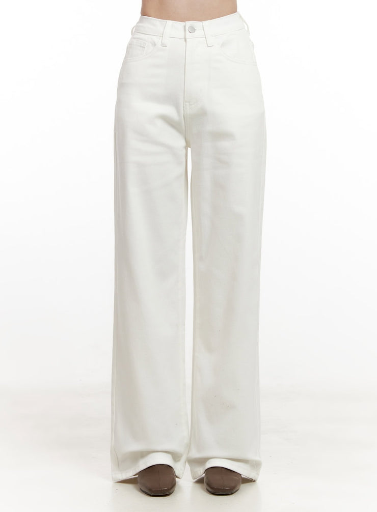 cozy-wide-fit-trousers-on422 / White