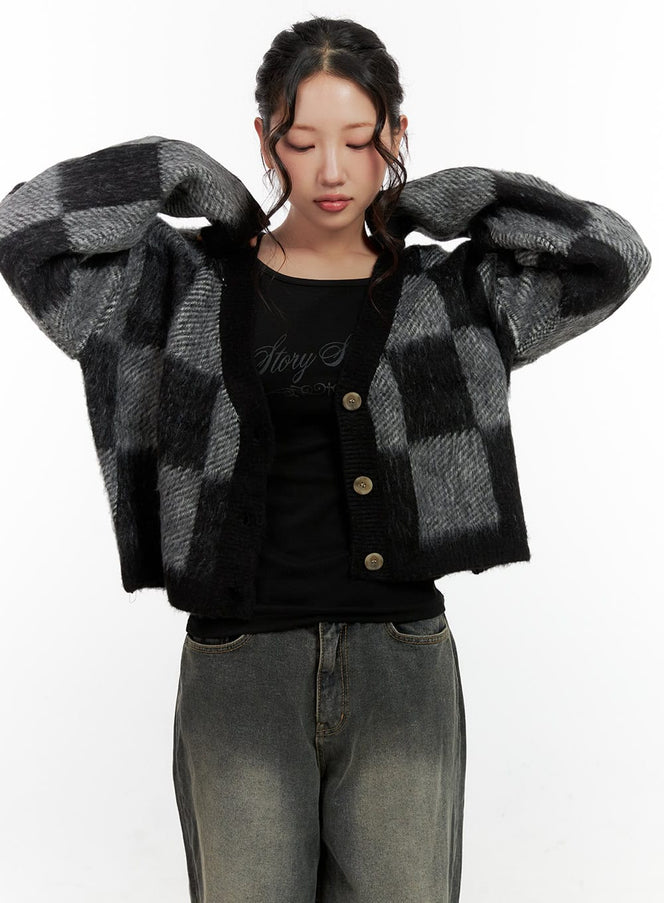 checkered-v-neck-sweater-cardigan-cn401 / Black