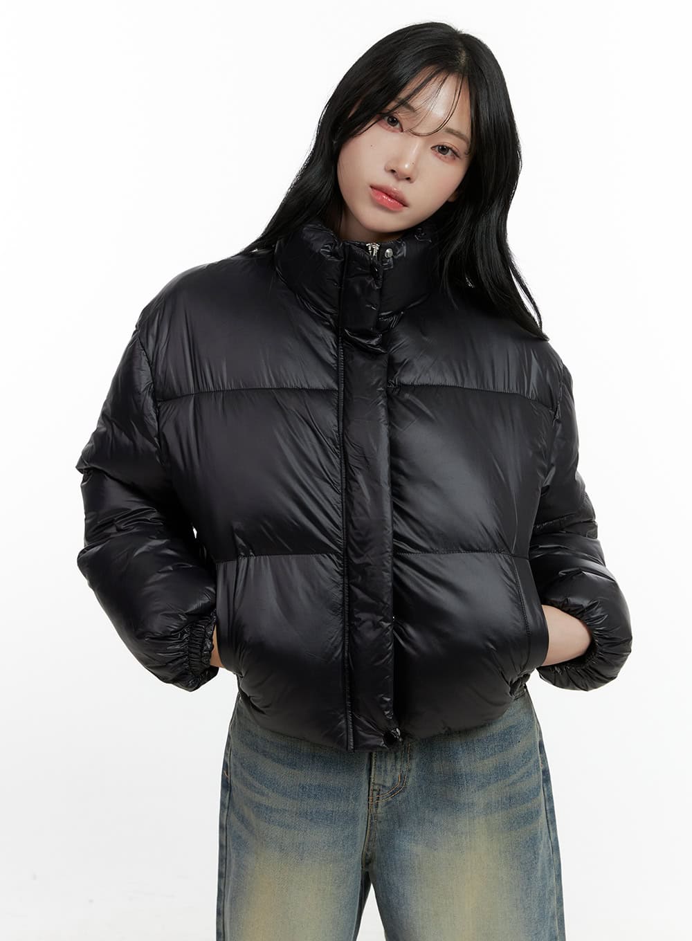 glossy-crop-puffer-jacket-cn407 / Black