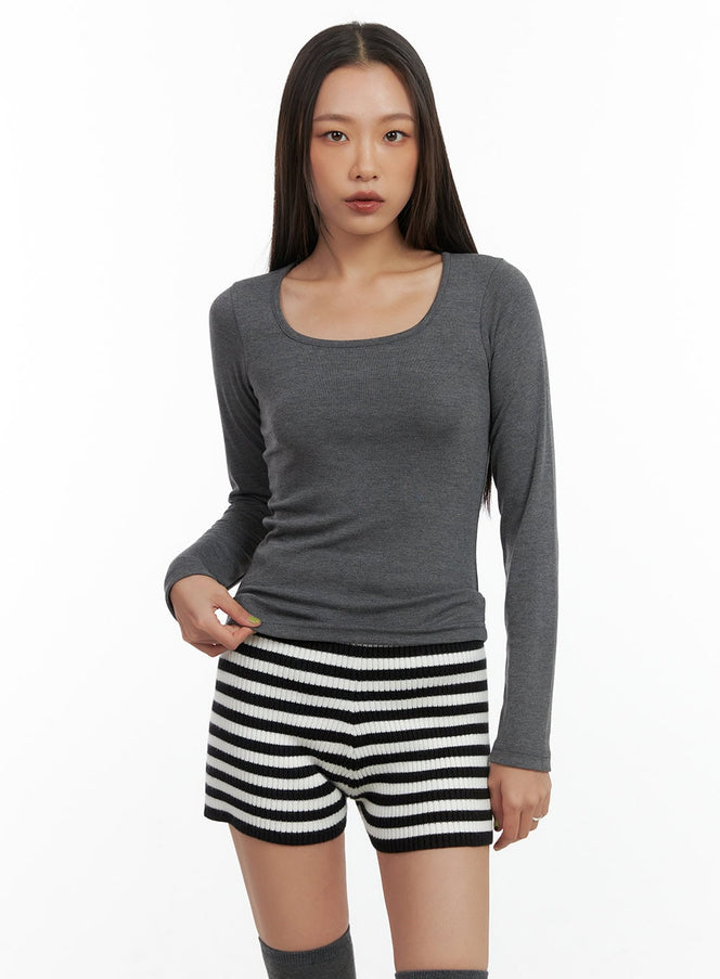 solid-square-neck-long-sleeve-top-co424 / Dark gray