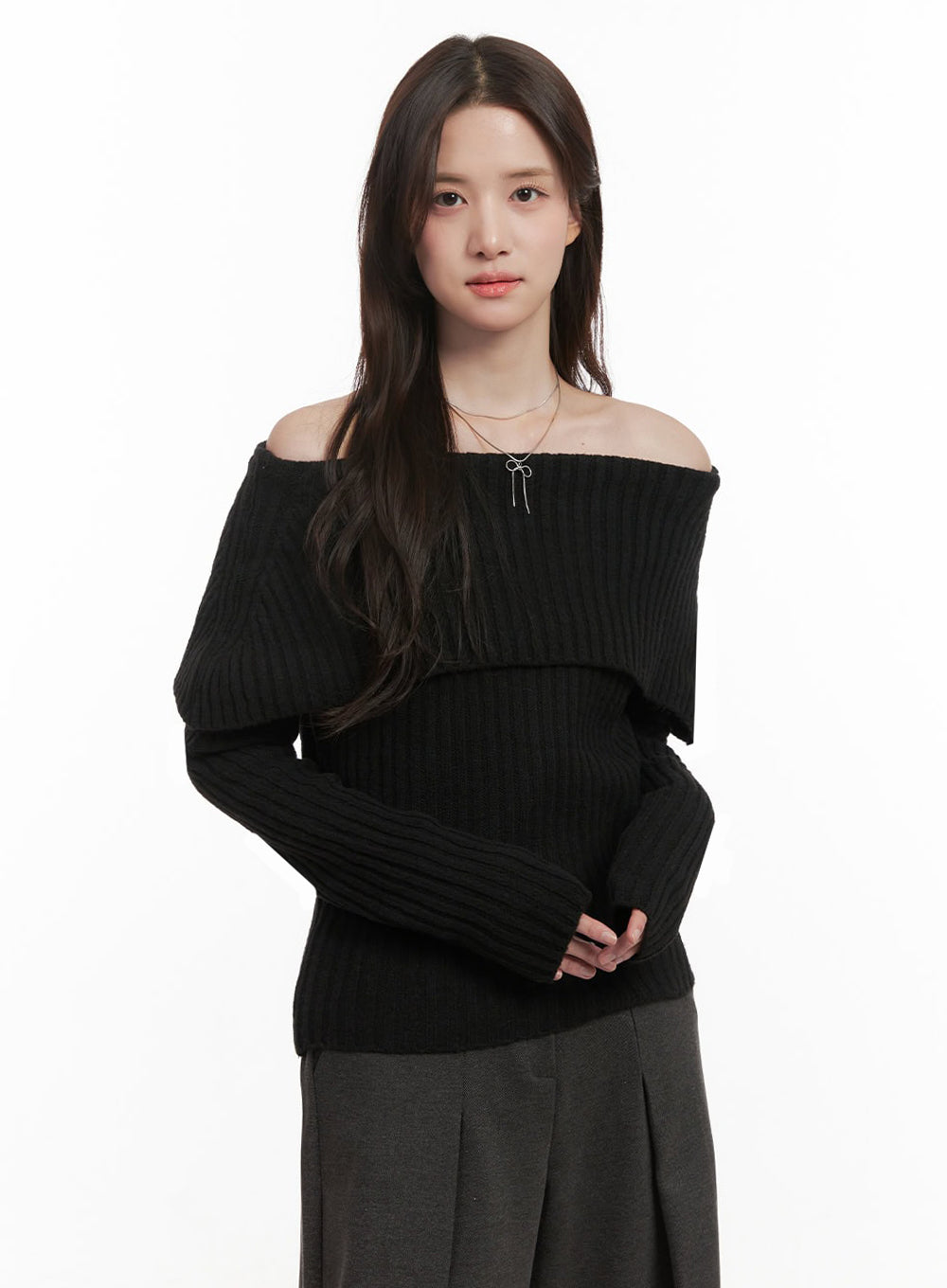 Elegant Off-Shoulder Sweater IJ510