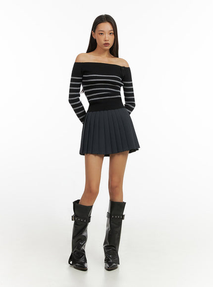 pleated-bliss-mini-skirt-io409