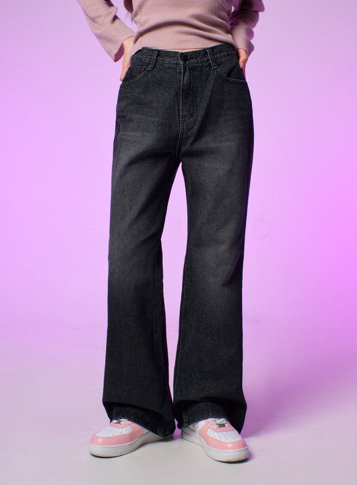 denim-washed-bootcut-jeans-ij430 / Black