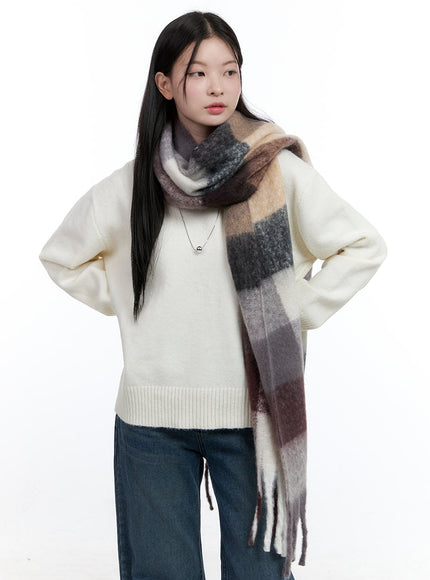 Checkered Wool-Blend Scarf OO429