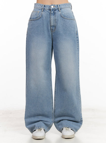 Kyli Washed Wide-Leg Jeans CM512