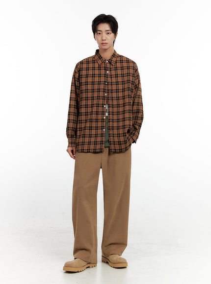 mens-checkered-flannel-in411