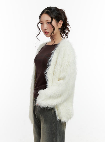 oversized-plush-fur-button-cardigan-cn404