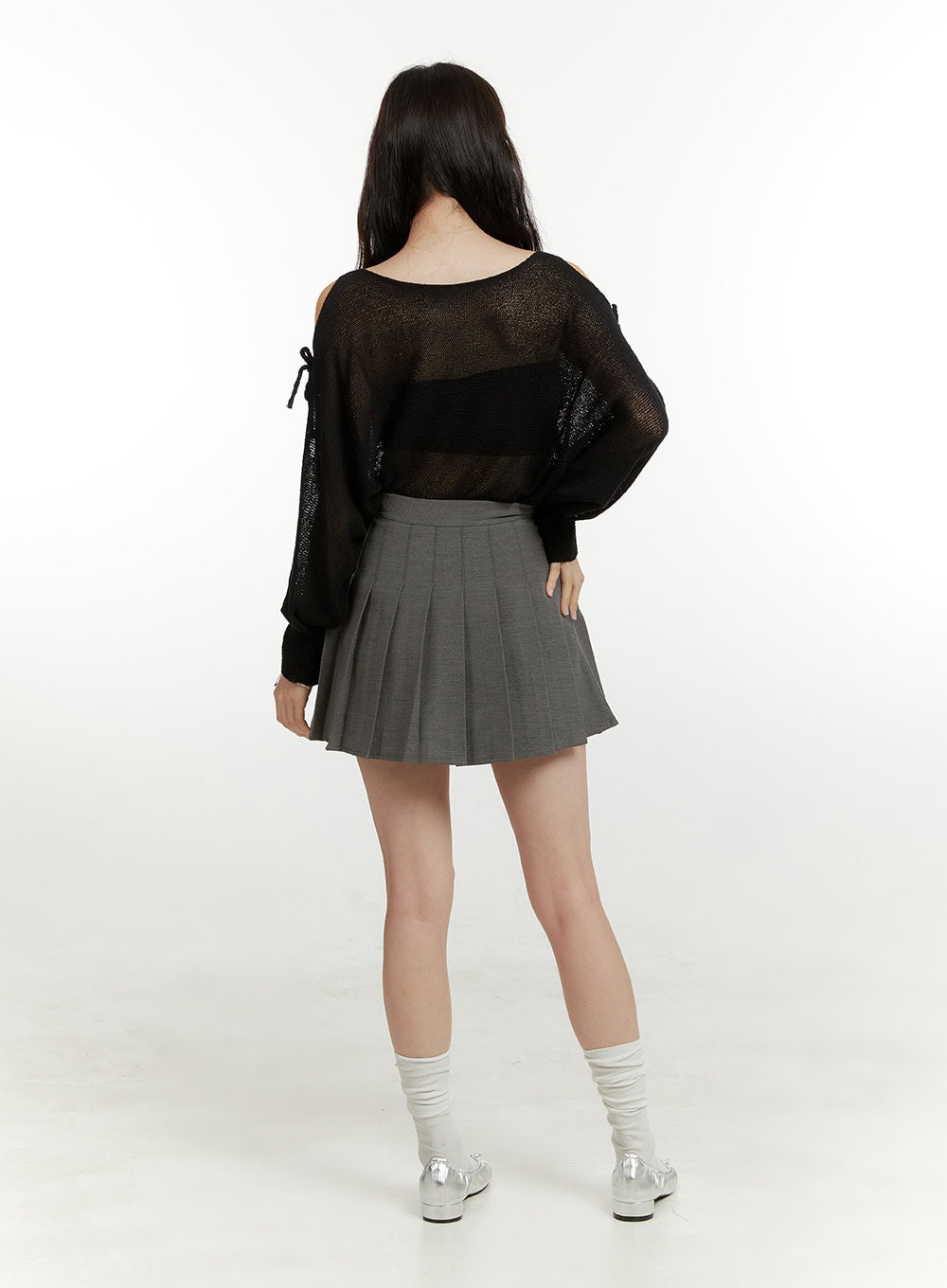 hollow-out-side-ribbon-knit-sweater-ou419