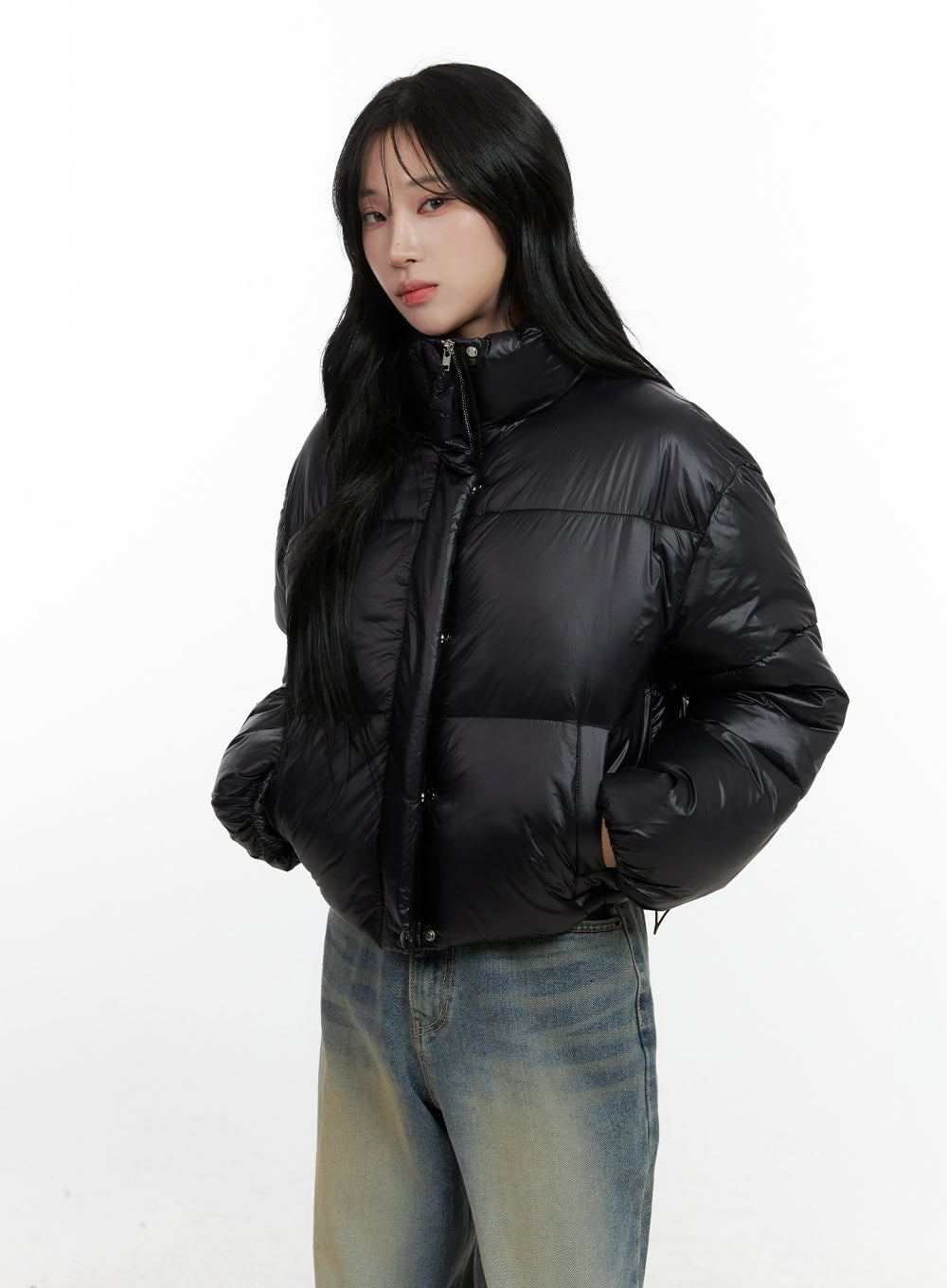 glossy-crop-puffer-jacket-cn407