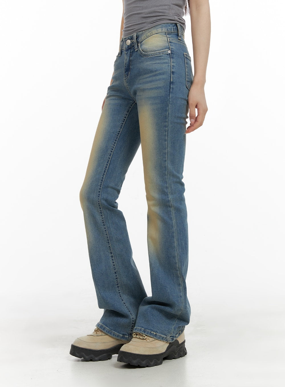 slim-fit-washed-bootcut-jeans-ca402