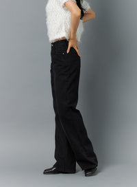 flare-pants-on320