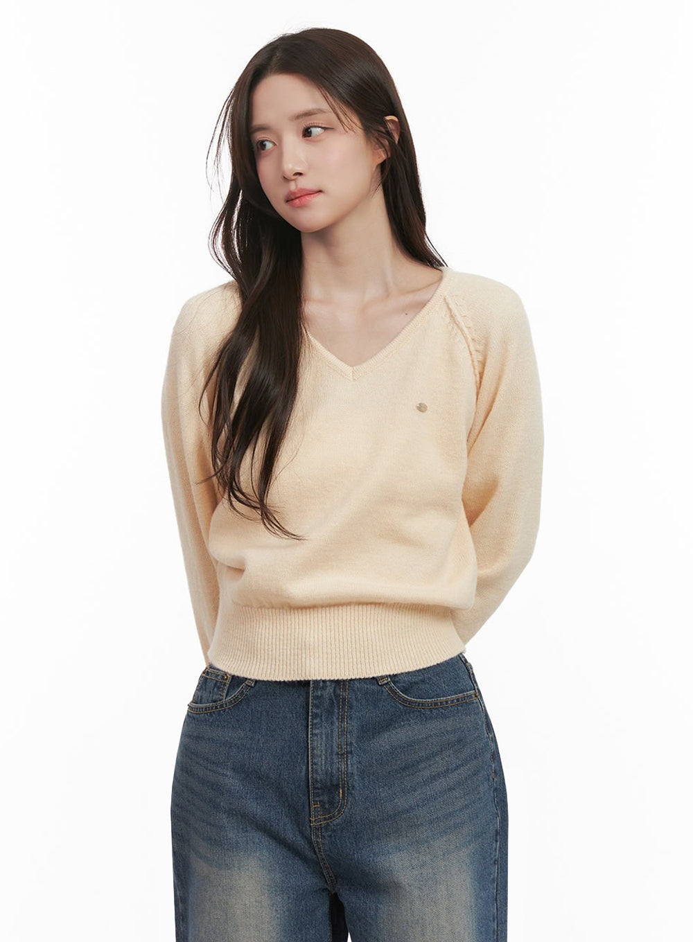 Comfort V-Neck Crop Sweater IJ510