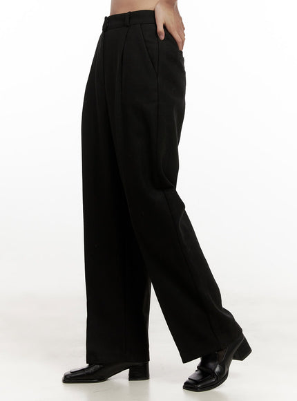 classic-wide-fit-slacks-on422