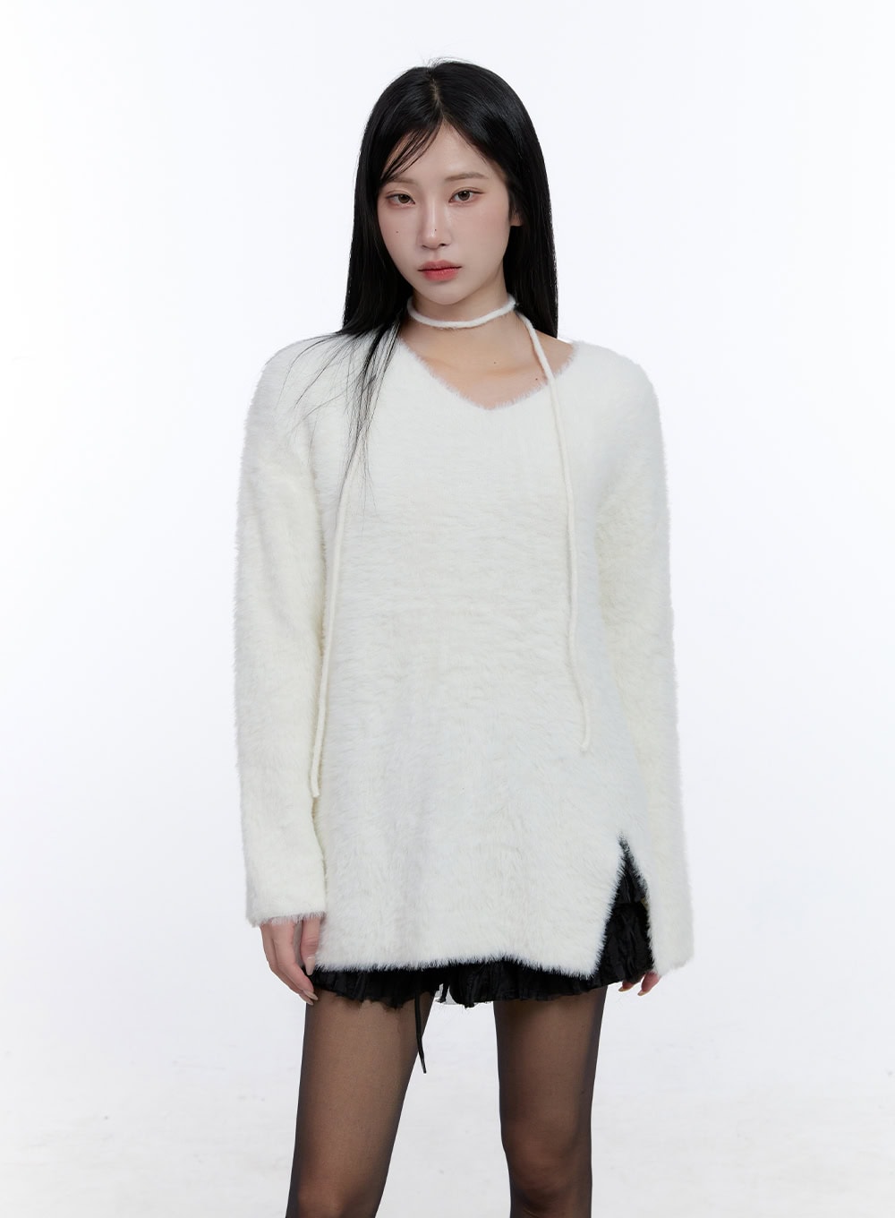 fuzzy-v-neck-sweater-cd419