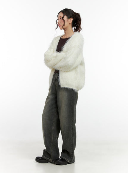 oversized-plush-fur-button-cardigan-cn404