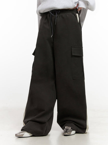 wide-fit-cargo-pocket-pants-in427