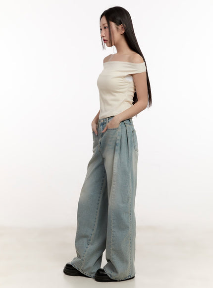 Elegant Off-Shoulder Crop Top CM510