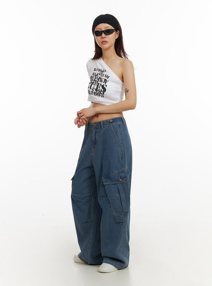 graphic-one-shoulder-slim-fit-crop-tee-iy410