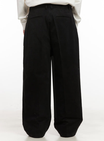 Men's Fleece Lined Wide-Fit Pintuck Pants IJ517