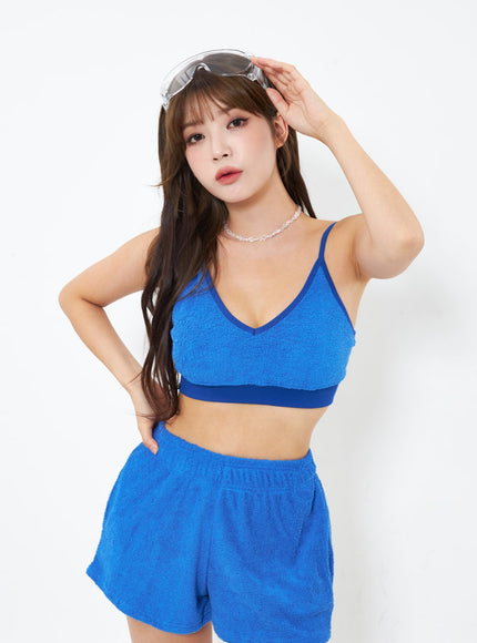 soft-cropped-top-iu301