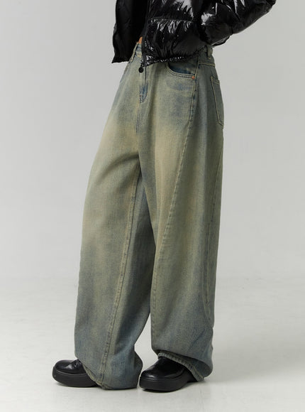 washed-denim-wide-leg-jeans-cn324