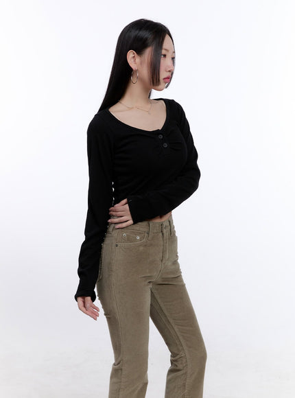 Shirred Long-Sleeve Buttoned Crop Tee CJ513