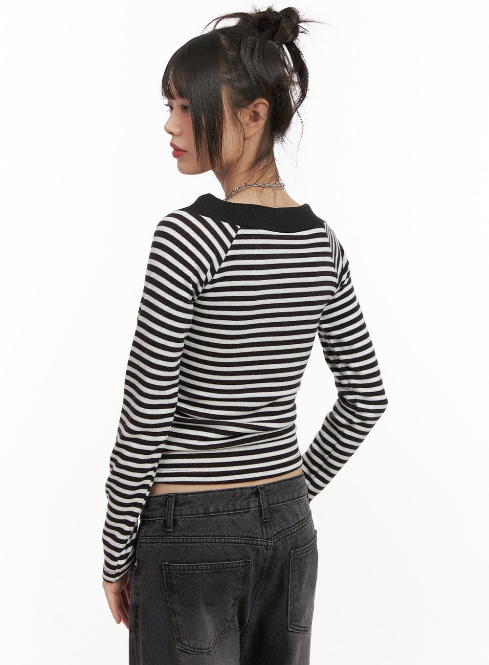 Striped V-Neck Cropped Sweater CJ506