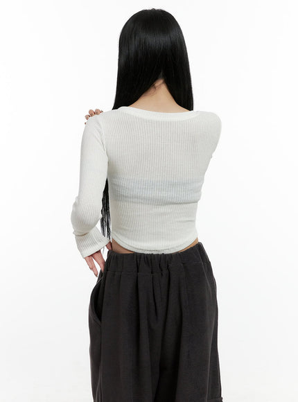 long-sleeve-round-neck-crop-top-cn408