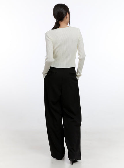 tailored-pintuck-trousers-cn401