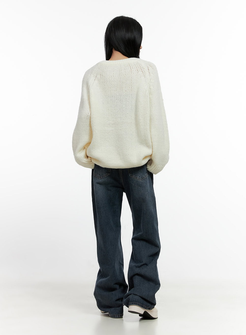 v-neck-oversized-sweater-cn407