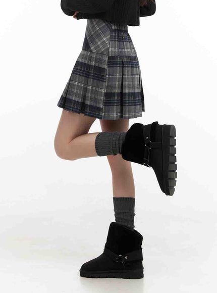 checkered-pleated-mini-skirt-in427