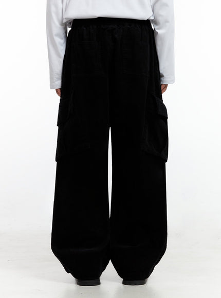 mens-refined-wide-leg-cargo-pants-in401