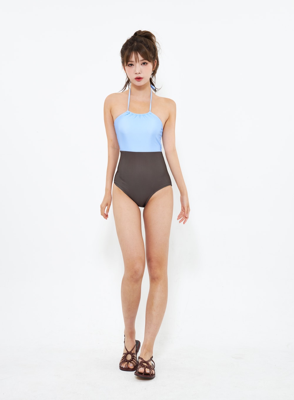 two-color-swimsuit-iu301