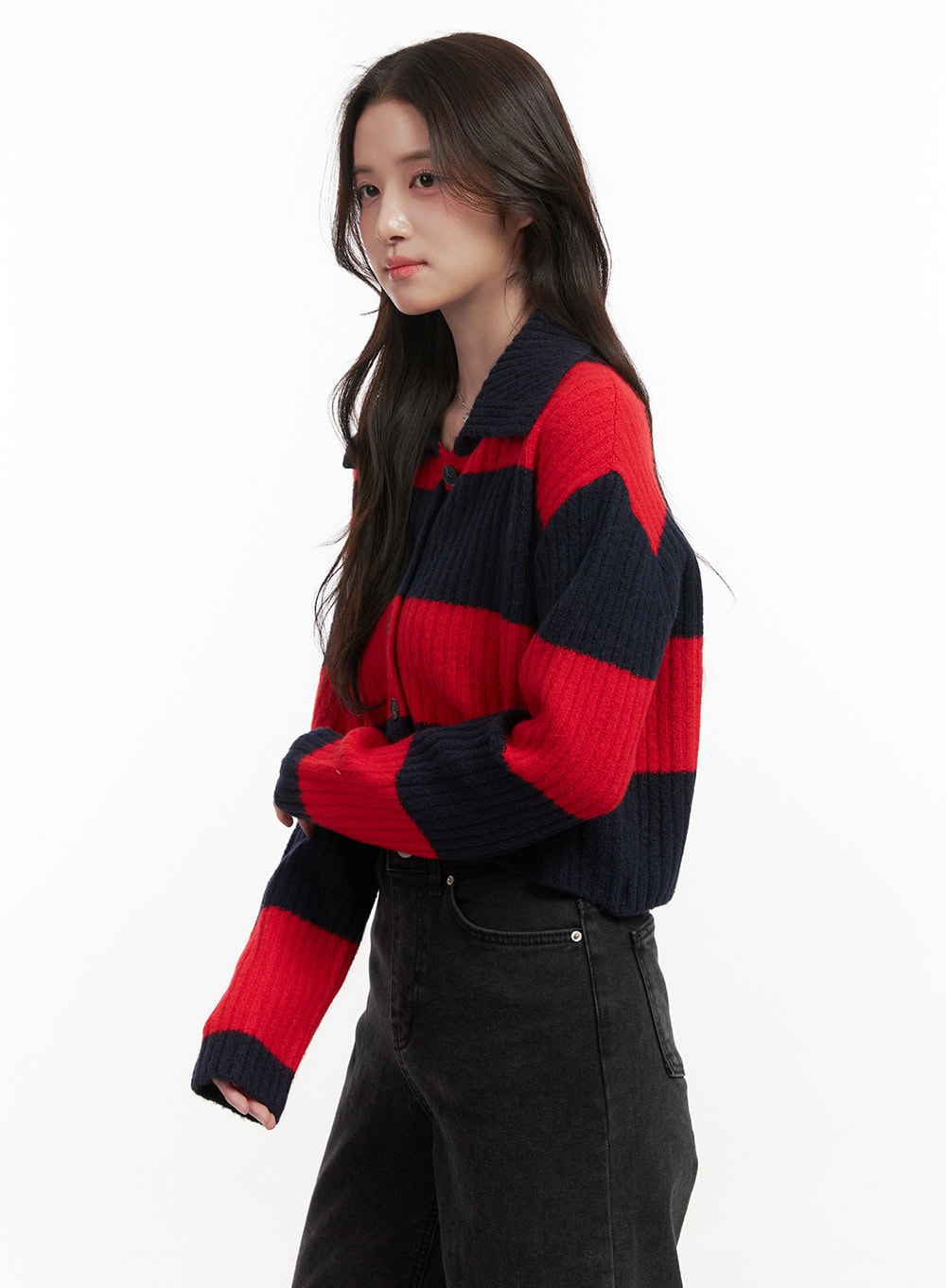 stripe-buttoned-collar-knit-cardigan-on429