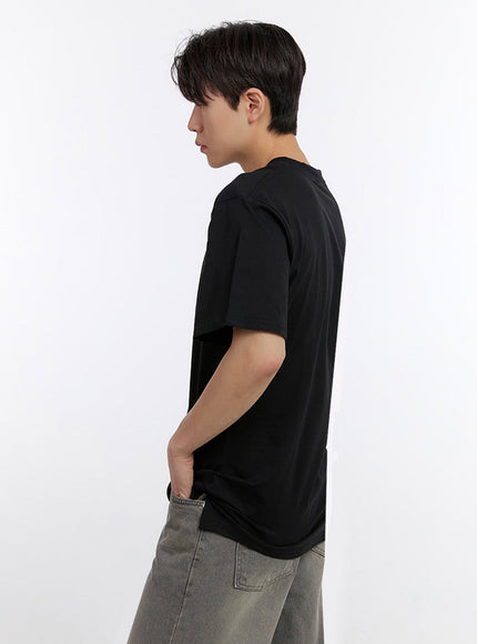 Men's Essential Black T-Shirt IF528