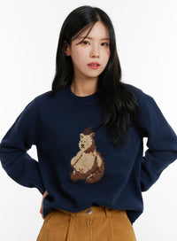 bear-graphic-round-neck-sweater-on316