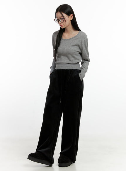 velvet-drawstring-wide-fit-sweatpants-on408