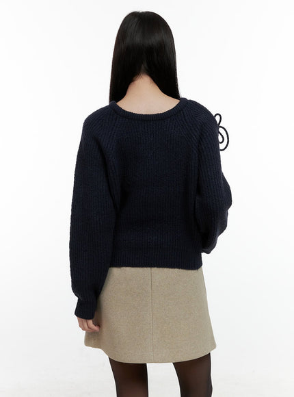 shoulder-cut-out-sweater-on408