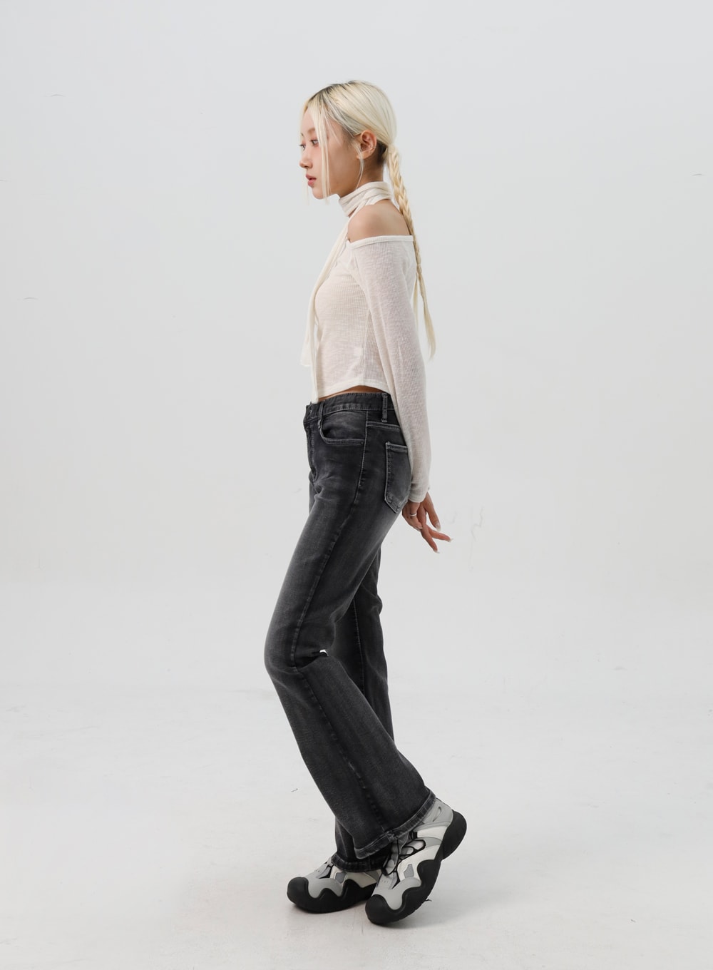 slim-fit-washed-bootcut-jeans-is311