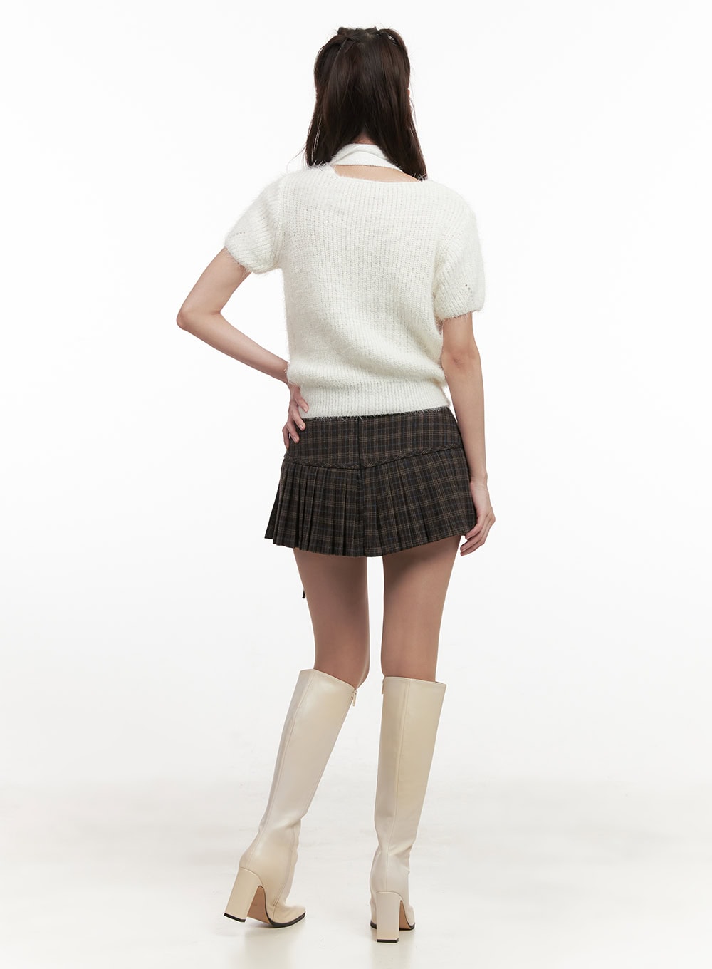 Cozy Knit Short-Sleeve Sweater with Scarf CJ514